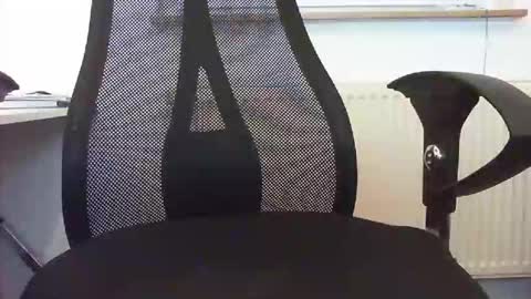 Snapshot of donker85 chatting on 10-05-25, 08:40 Donker85 online show from 10-05-25, 08:40