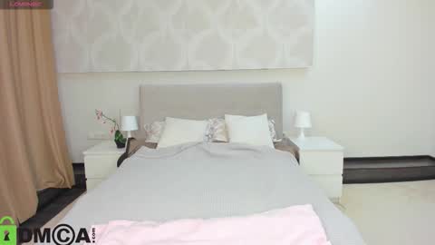 Snapshot of donnaaa_evans chatting on 02-08-26, 11:52 Donna On GMT2 Mon-Fri 3-9 AM online show from 02-08-26, 11:52