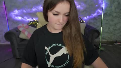 DONNA online show from 01-22-25, 02:26