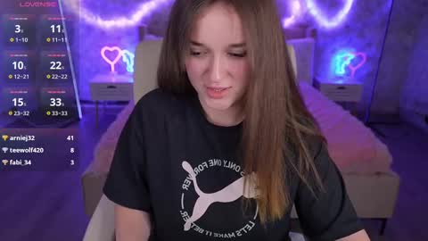 DONNA online show from 03-09-25, 11:03