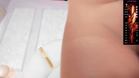 Paula DiazGMT-5 0730 - 1400 online show from 10-13-25, 12:38