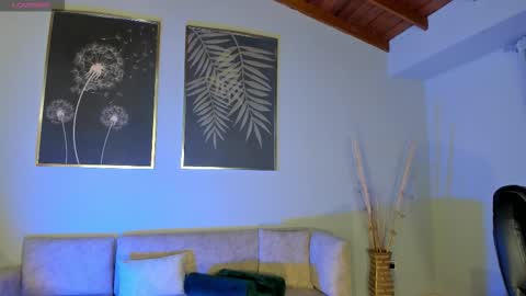  Donna Stonne  online show from 09-21-25, 03:19