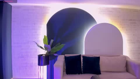  Donna Stonne  online show from 09-25-25, 03:43