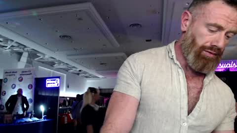 Snapshot of donnybasilisk chatting on 02-01-25, 02:47 Donny online show from 02-01-25, 02:47