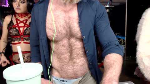 Snapshot of donnybasilisk chatting on 02-02-25, 01:34 Donny online show from 02-02-25, 01:34