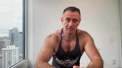 Snapshot of donnybasilisk chatting on 09-19-25, 01:12 Donny online show from 09-19-25, 01:12