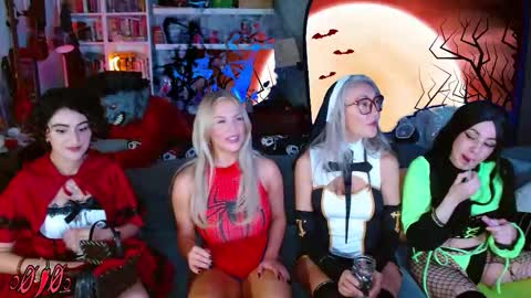 Snapshot of donnybasilisk chatting on 10-31-25, 04:02 Donny online show from 10-31-25, 04:02