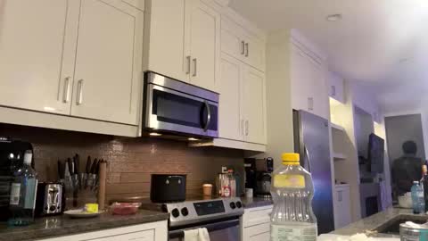 Snapshot of donnybasilisk chatting on 11-15-25, 09:17 Donny online show from 11-15-25, 09:17