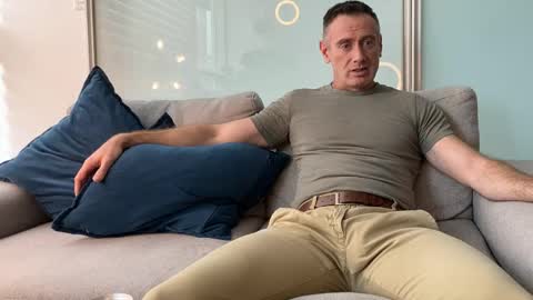 Snapshot of donnybasilisk chatting on 11-27-25, 06:54 Donny online show from 11-27-25, 06:54