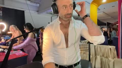 Donny online show from 02-07-26, 02:48