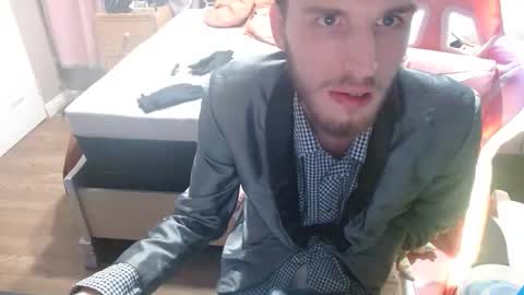 Angelic Angel Donny online show from 12-22-25, 04:42