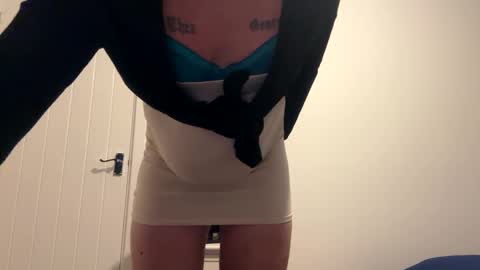 Snapshot of donnylove69 chatting on 01-14-25, 09:45 Panties and stockings tranny online show from 01-14-25, 09:45