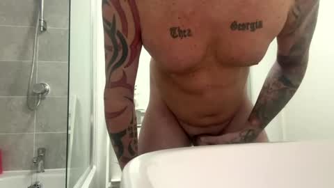 Snapshot of donnylove69 chatting on 02-02-25, 09:34 Panties and stockings tranny online show from 02-02-25, 09:34