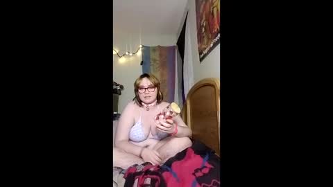 Snapshot of donthefox chatting on 04-12-26, 01:21 donthefox online show from 04-12-26, 01:21