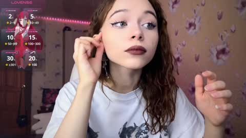 Snapshot of dontoke_ chatting on 01-12-25, 02:19 Nicole online show from 01-12-25, 02:19