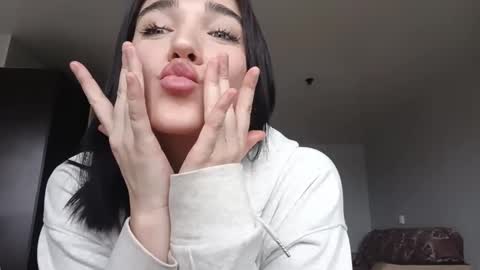 Jacqueline online show from 03-06-26, 04:42