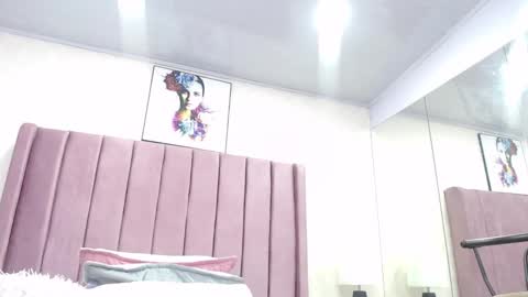 Anny online show from 10-21-25, 12:39