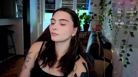 Alice online show from 10-09-25, 08:12