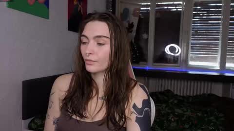 Alice online show from 12-19-25, 09:16