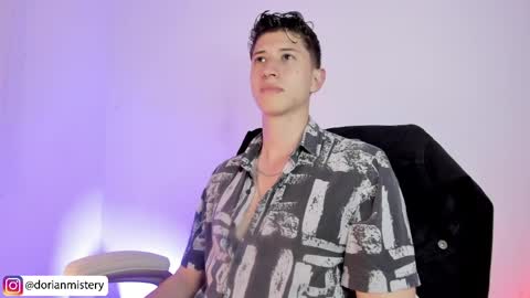 dorian_mystery online show from 04-10-26, 11:53