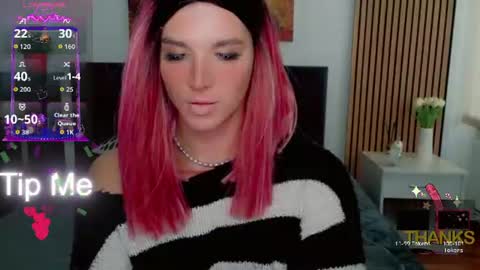 Snapshot of dorian_reed chatting on 06-22-26, 05:26 Helen my second account online show from 06-22-26, 05:26