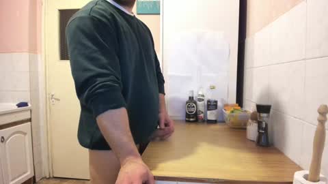 Snapshot of doriancretu95 chatting on 12-04-24, 09:13 menu below online show from 12-04-24, 09:13