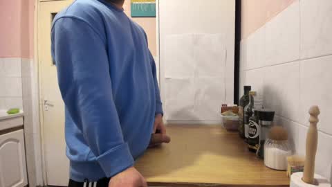 Snapshot of doriancretu95 chatting on 01-17-25, 01:56 menu below online show from 01-17-25, 01:56