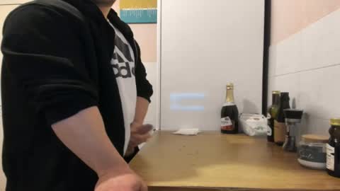 menu  below online show from 04-18-26, 01:26