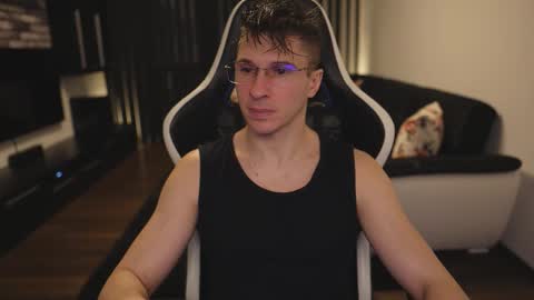 Snapshot of dorianreyes chatting on 01-07-26, 12:13 Dorian Reyes online show from 01-07-26, 12:13