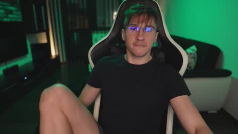 Snapshot of dorianreyes chatting on 01-10-26, 12:12 Dorian Reyes online show from 01-10-26, 12:12