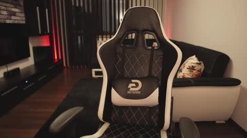 Snapshot of dorianreyes chatting on 02-08-26, 01:20 Dorian Reyes online show from 02-08-26, 01:20