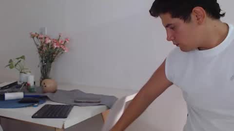 Dorian Salvatore online show from 04-13-26, 09:53