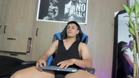 Snapshot of dorman_boy chatting on 05-15-26, 03:02 dorman_boy online show from 05-15-26, 03:02