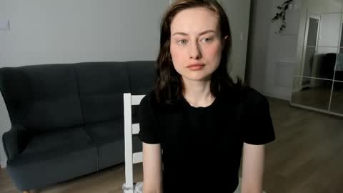 Snapshot of dormineaa chatting on 05-19-26, 05:25 dormineaa online show from 05-19-26, 05:25