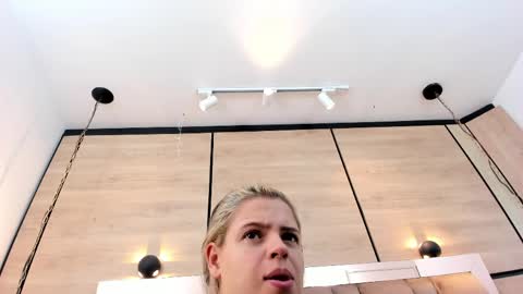  DOROTHY online show from 04-06-26, 05:19