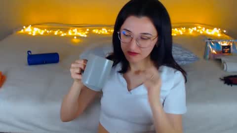 Your Dorotty online show from 02-06-25, 01:16