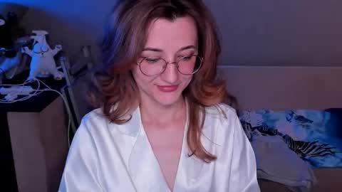 Snapshot of dorotty_ chatting on 04-21-26, 01:42 Your Dorotty online show from 04-21-26, 01:42