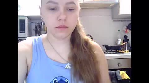 Snapshot of dorrie_ann chatting on 01-07-25, 05:22 Dorrie Ann online show from 01-07-25, 05:22