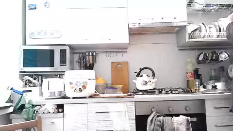 Snapshot of dorrie_ann chatting on 02-14-25, 05:41 Dorrie Ann online show from 02-14-25, 05:41