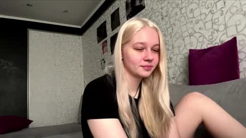 Snapshot of dory_liss chatting on 10-10-25, 06:12 dory_liss online show from 10-10-25, 06:12