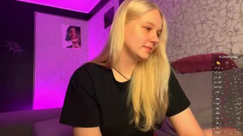 Snapshot of dory_liss chatting on 10-22-25, 12:05 dory_liss online show from 10-22-25, 12:05