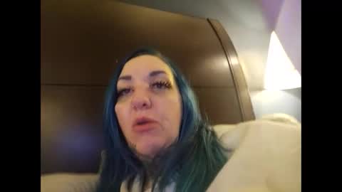 dosedgirl online show from 12-15-24, 06:18