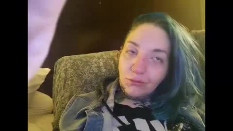 dosedgirl online show from 12-19-24, 02:34