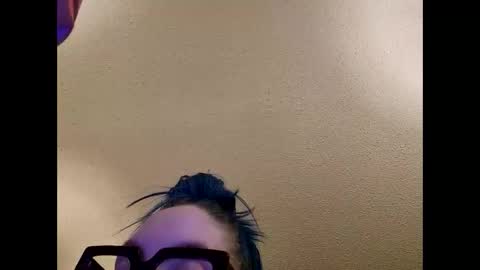 dosedgirl online show from 12-24-24, 03:27