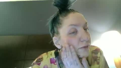 dosedgirl online show from 12-25-24, 05:16