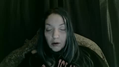 dosedgirl online show from 01-01-25, 09:07