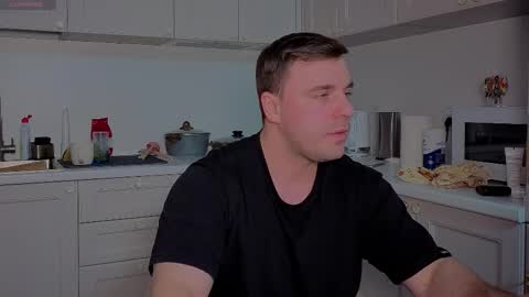 Sasha online show from 12-14-25, 06:34