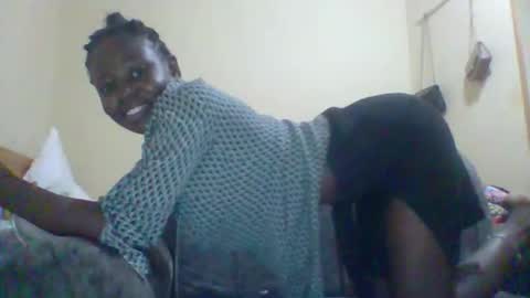 Snapshot of dottletopsy chatting on 10-12-25, 04:50 dottletopsy online show from 10-12-25, 04:50