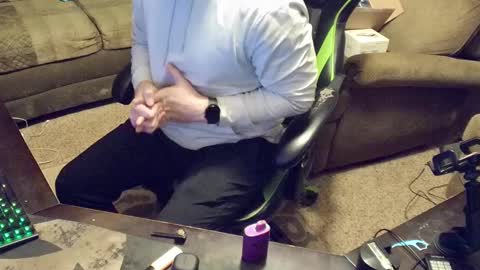 Snapshot of dotyoureyezez chatting on 12-12-24, 01:53 DotYourEyezez online show from 12-12-24, 01:53