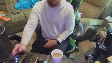 Snapshot of dotyoureyezez chatting on 12-12-24, 06:42 DotYourEyezez online show from 12-12-24, 06:42